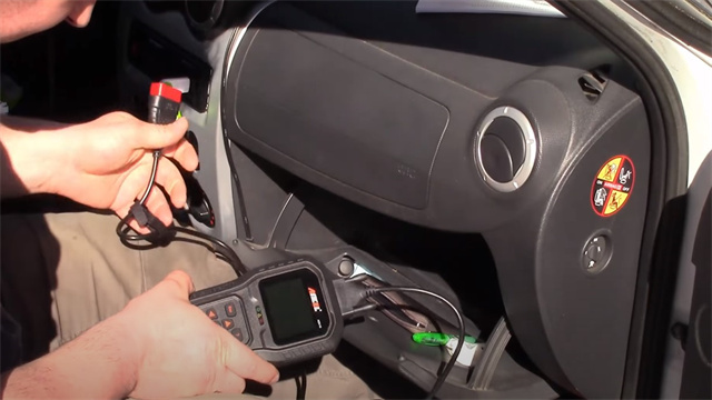 ANCEL AD510 Operation Video from-@michaelovitch